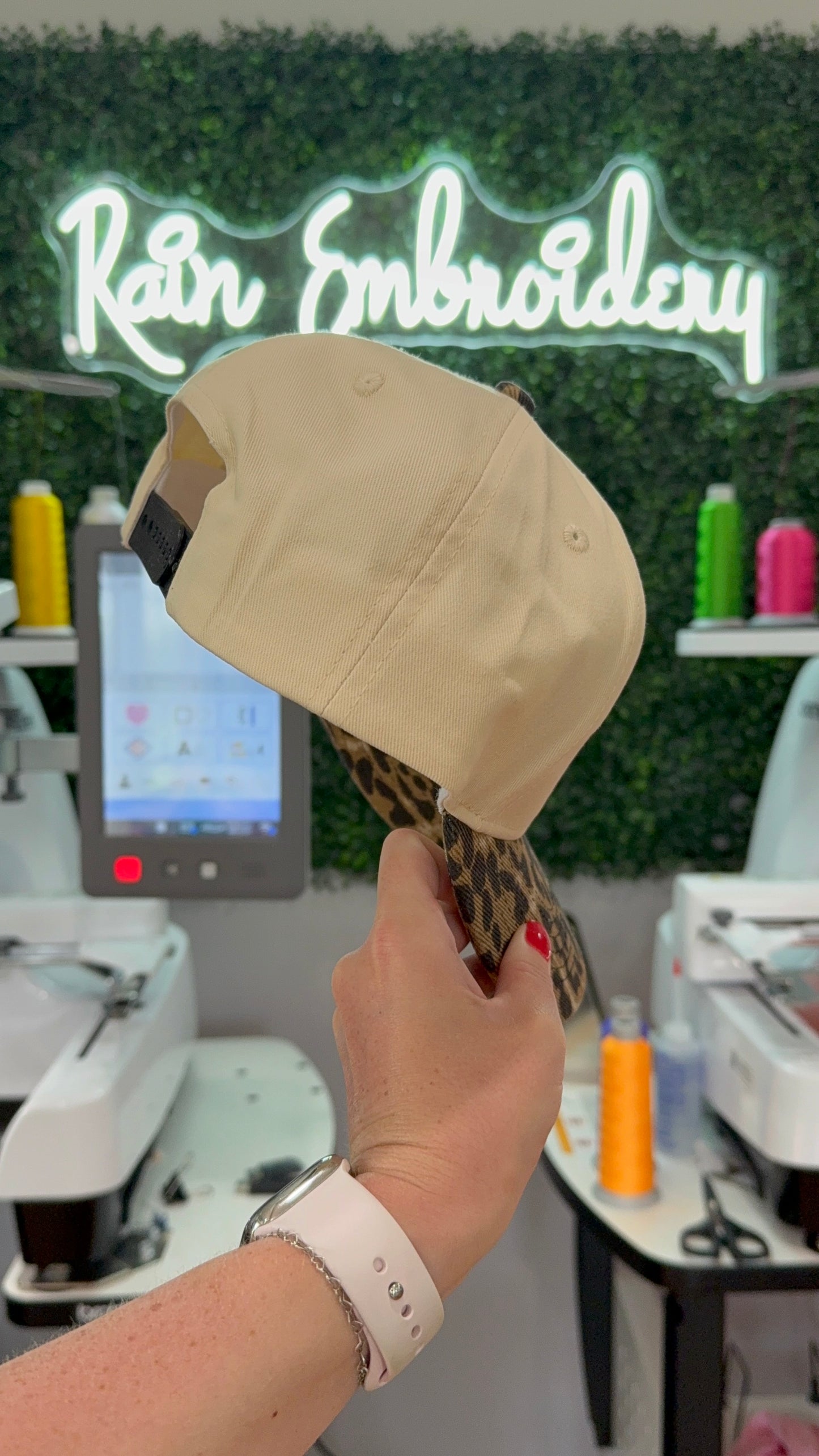 Leopard Bill Trucker Hat (darker tone)